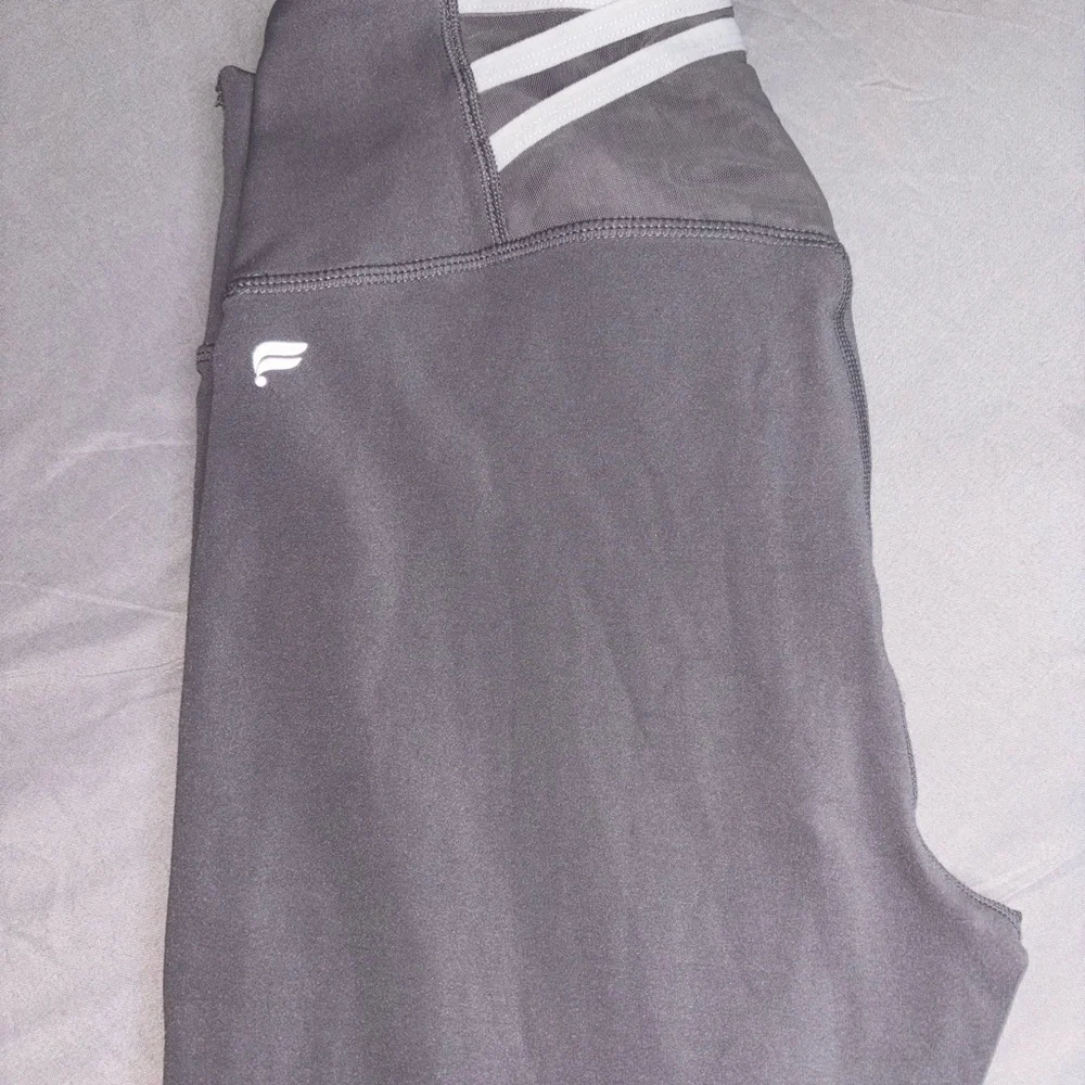 Fabletics Gray High-Waisted Leggings with Pocket - Picture 3 of 5